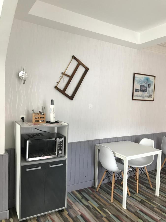 Monts Et Reves Bed & Breakfast Ramonchamp Eksteriør bilde