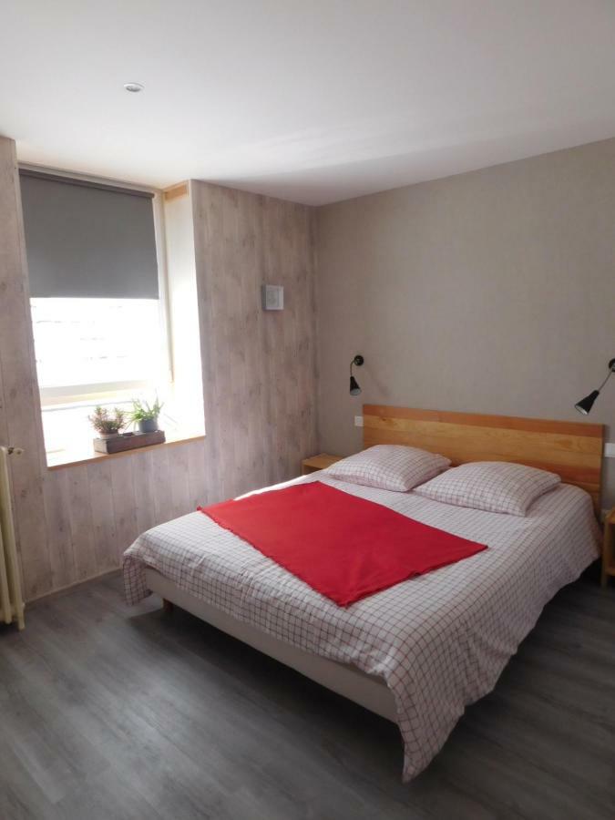 Monts Et Reves Bed & Breakfast Ramonchamp Eksteriør bilde