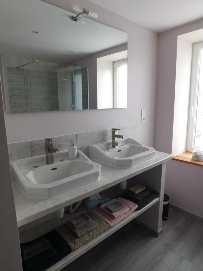 Monts Et Reves Bed & Breakfast Ramonchamp Eksteriør bilde